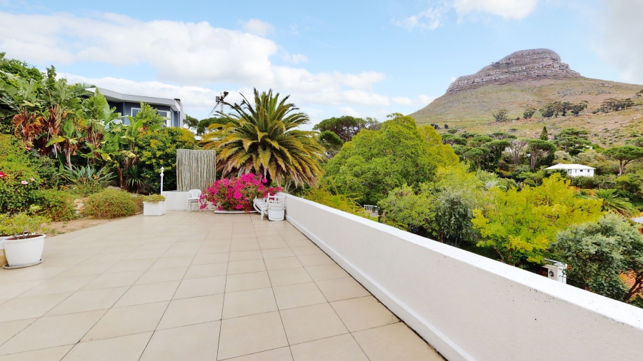 7 Bedroom Property for Sale in Higgovale Western Cape